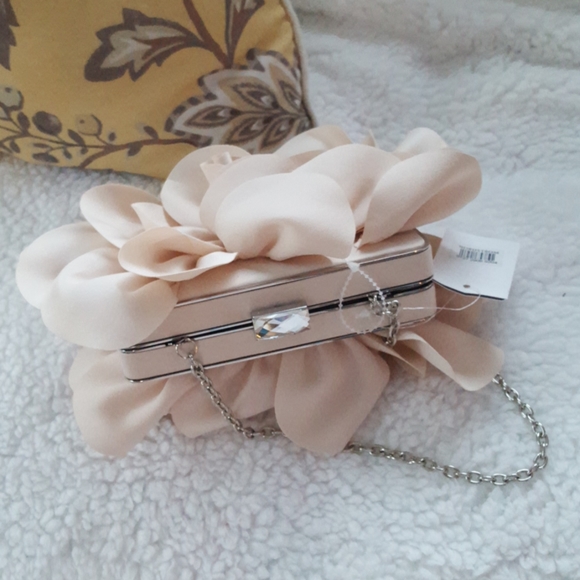 Sandra Roberts purse - Picture 2 of 6